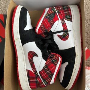 Used plaid Jordan 1 mid